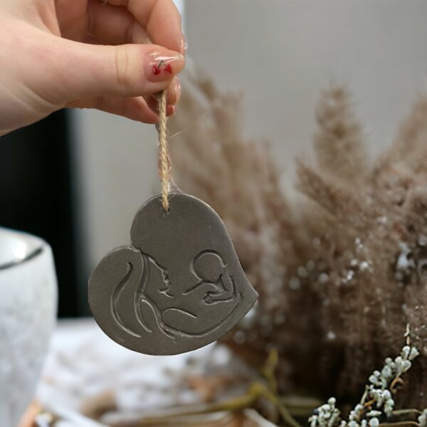 Stone Effect Breastfeeding Clay Ornament